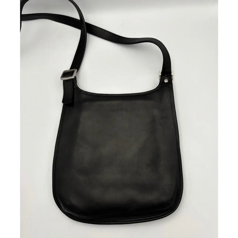 Coach 9131 Saddle Flap Crossbody | 90s Leather Hippie Bag | Vintage Minimal - Picture 13 of 16